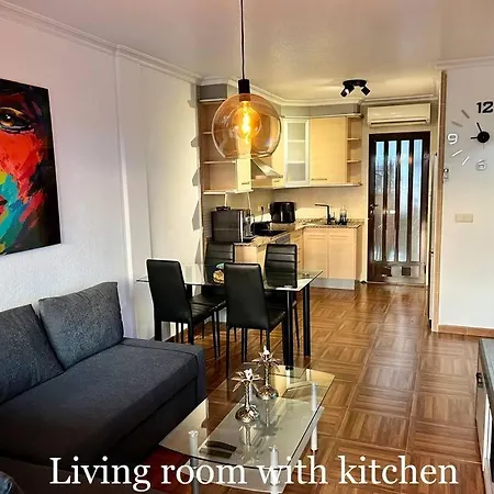 Casa De Holm * Torrevieja